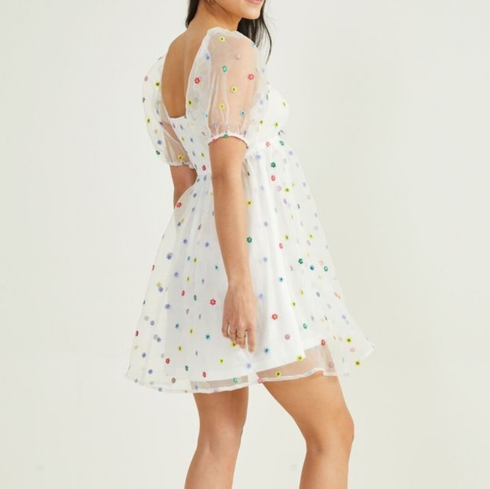 Altar’d State White Organza Embroidered Floral Mini Dress - Large